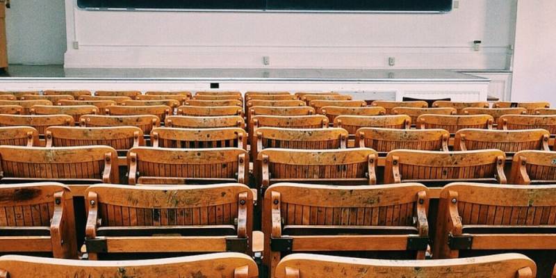 Οι Αίθουσες των Τμημάτων